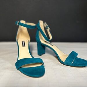 Nine West Teal Suede Heels (NWOT)